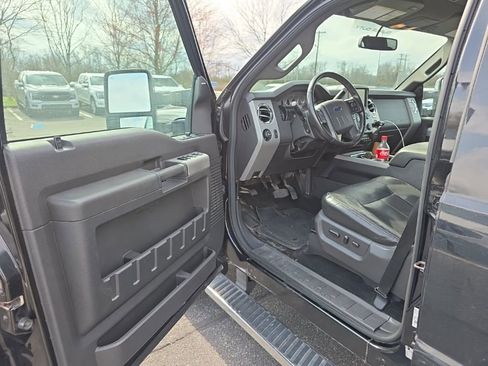 Used 2013 Ford F250 Lariat w/ Lariat Ultimate Pkg image 5