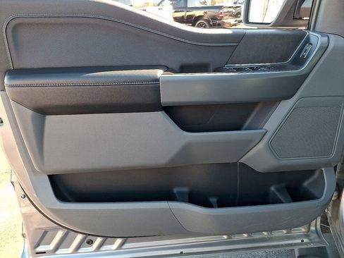 Used 2024 Ford F150 XLT w/ Mobile Office Package image 12