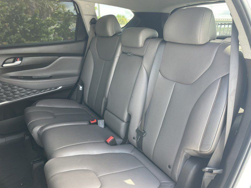 Used 2019 Hyundai Santa Fe Limited FWD image 11