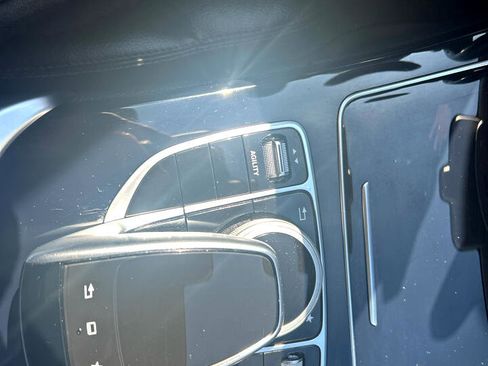 Used 2015 Mercedes-Benz C 300 4MATIC Sedan image 16