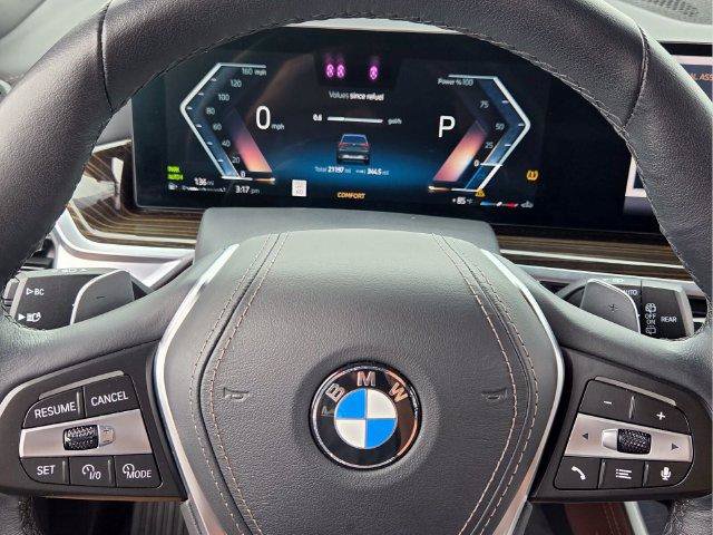 Used 2025 BMW X5 xDrive40i AWD/4WD image 34
