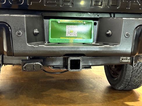 Used 2015 Ford F250 Lariat w/ Lariat Interior Package image 45