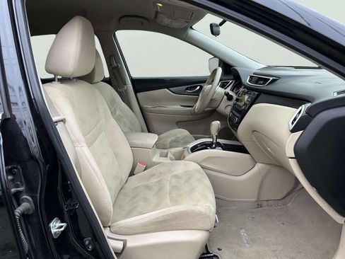 Used 2014 Nissan Rogue SV image 21