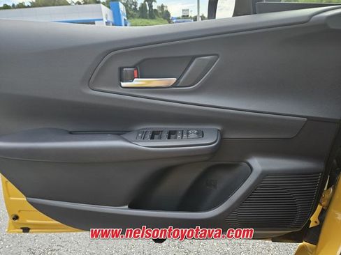 New 2026 Toyota Prius Plug-In Hybrid FWD image 16