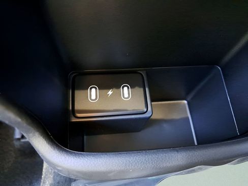New 2026 Hyundai Kona SEL Premium FWD image 9