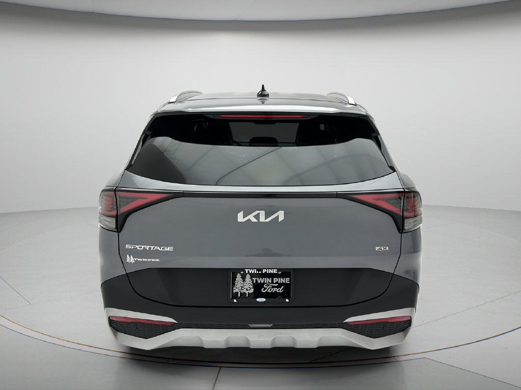 Used 2024 Kia Sportage EX AWD/4WD image 7