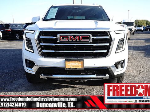 Used 2026 GMC Yukon XL Elevation w/ Elevation Premium Package AWD/4WD image 8