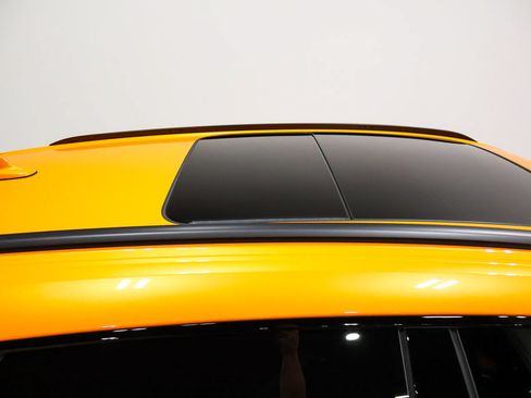 Used 2021 Lamborghini Urus AWD/4WD image 88