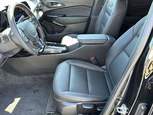 Used 2024 Chevrolet Trax RS w/ Driver Confidence Package image 17