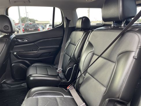 Used 2021 GMC Acadia SLT w/ Technology Package image 11