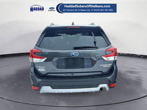 Used 2023 Subaru Forester Touring image 4