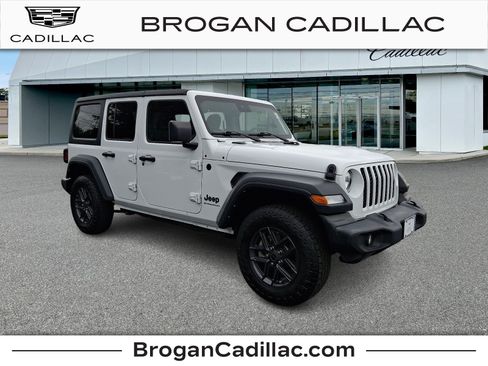 Used 2024 Jeep Wrangler Unlimited Sport AWD/4WD image 1