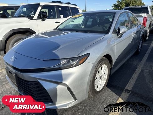 Used 2026 Toyota Camry LE FWD image 2