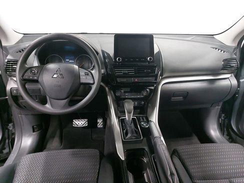Used 2024 Mitsubishi Eclipse Cross AWD image 9