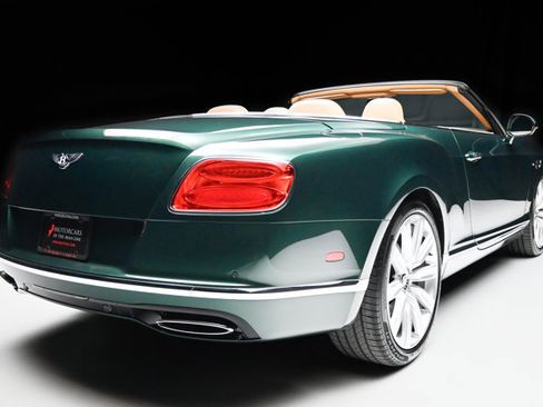 Used 2017 Bentley Continental GT image 28