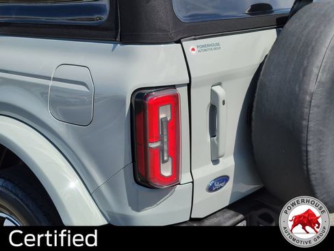 Used 2022 Ford Bronco Outer Banks AWD/4WD image 12
