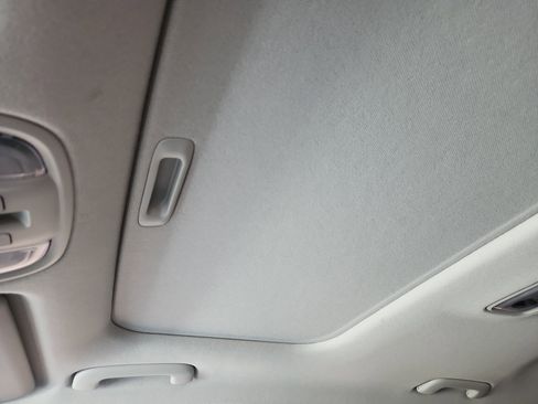 Used 2022 Kia Niro Touring Special Edition image 24