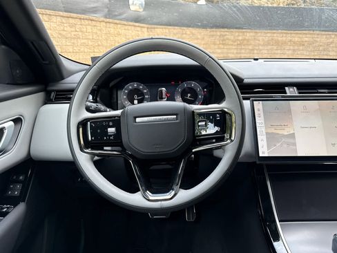 Used 2026 Land Rover Range Rover Velar Dynamic SE image 10