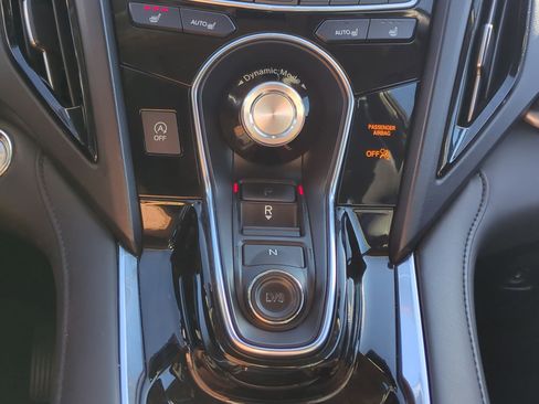 Used 2020 Acura RDX SH-AWD image 23