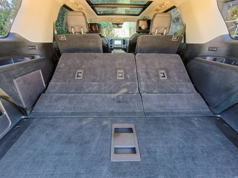 Used 2019 Ford Expedition Platinum image 75