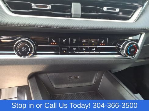 Used 2026 Chevrolet Equinox LT AWD/4WD image 21