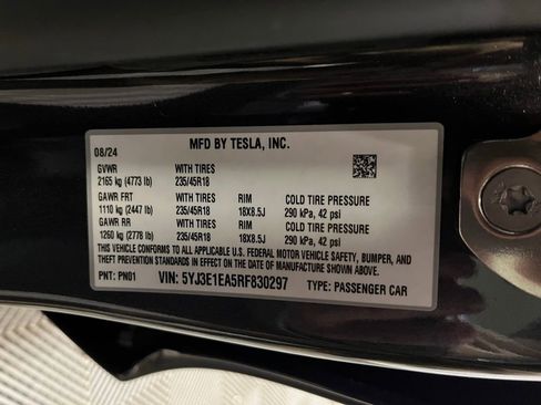 Used 2024 Tesla Model 3 Long Range RWD image 23