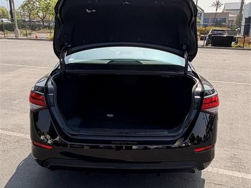 Used 2025 Nissan Sentra SV FWD image 7