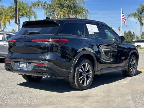 Certified 2023 INFINITI QX60 Luxe w/ Cargo Package image 4