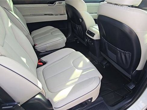 Used 2024 Hyundai Palisade Calligraphy image 28