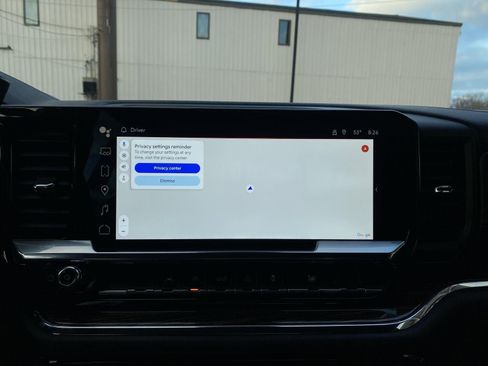 Used 2023 GMC Sierra 1500 SLE w/ Preferred Package image 6