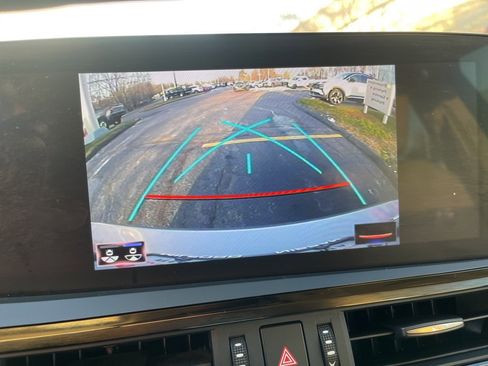 Used 2022 Lexus ES 250 w/ Premium Package image 14