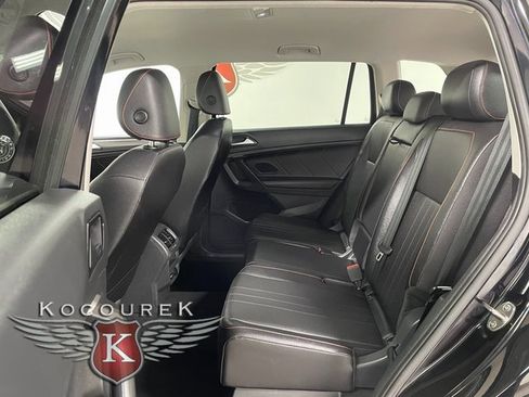 Used 2024 Volkswagen Tiguan Wolfsburg Edition image 20