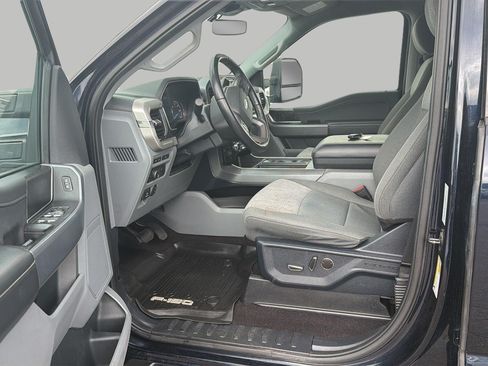 Used 2021 Ford F150 XLT w/ Equipment Group 302A High AWD/4WD image 9