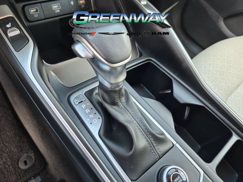 Used 2023 Kia Sorento S FWD image 21