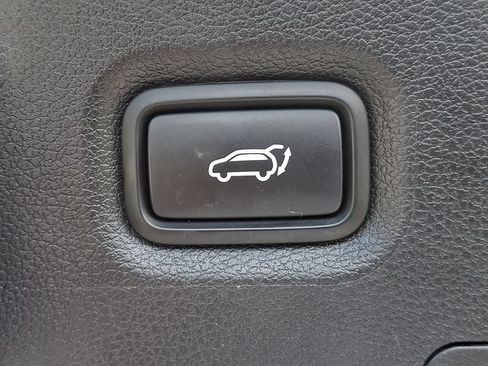 Used 2020 Hyundai Santa Fe Limited AWD/4WD image 34