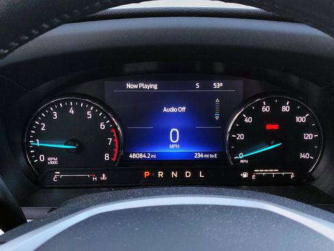 Used 2022 Ford Explorer XLT w/ Equipment Group 202A image 18