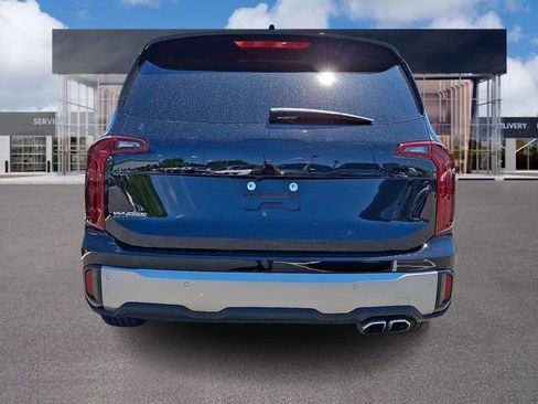 Used 2025 Kia Telluride S AWD/4WD image 5