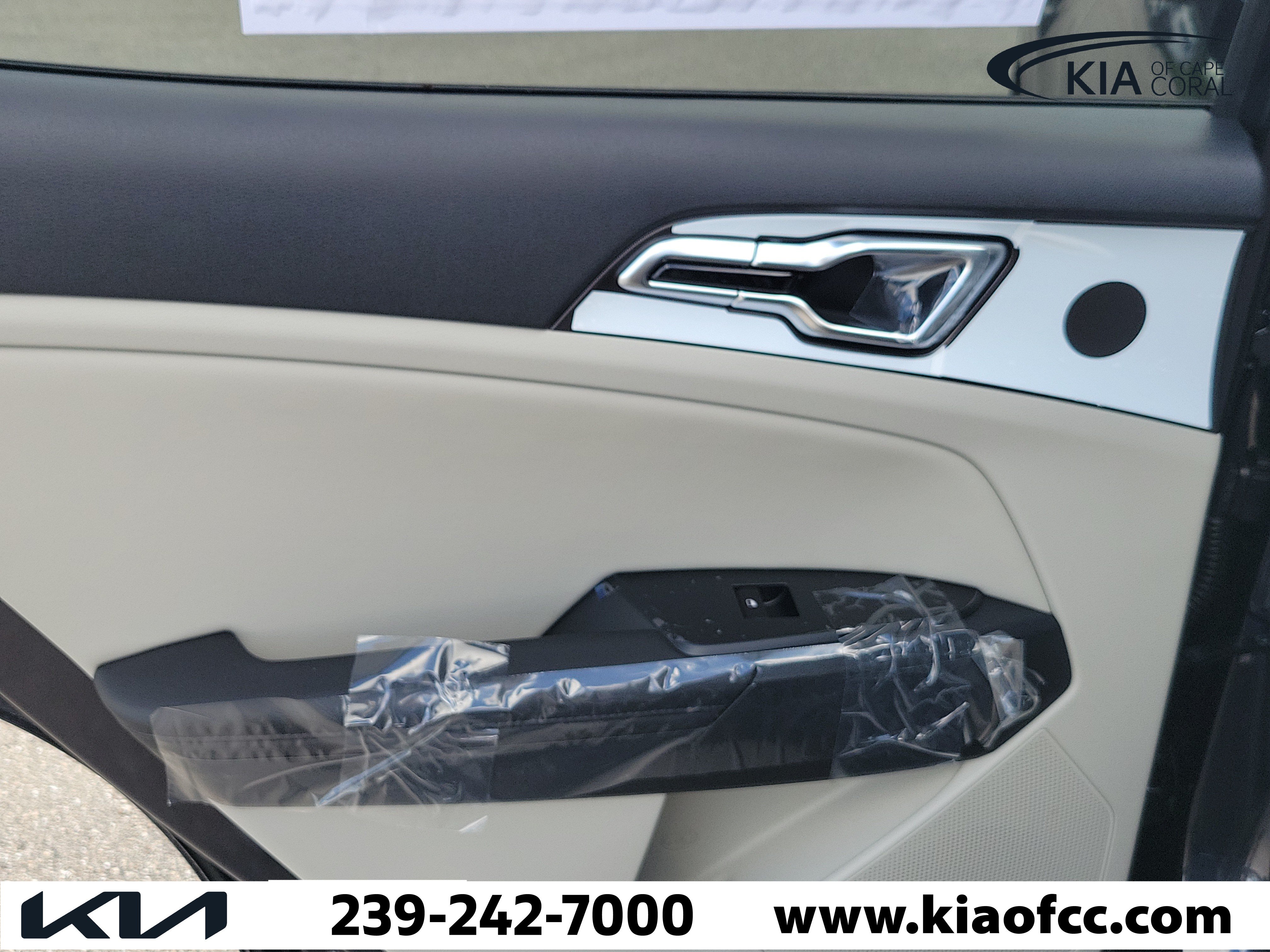 New 2027 Kia Sportage SX FWD image 15