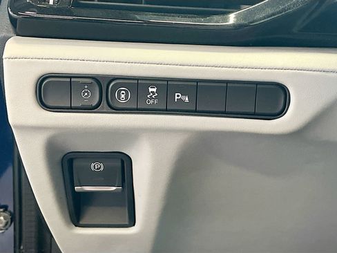 Used 2024 Acura MDX SH-AWD w/ Technology Package image 10