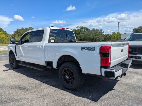 New 2025 Ford F250 Lariat w/ Black Appearance Package image 6