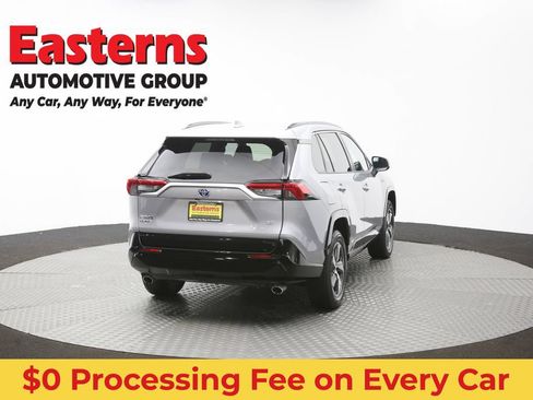 Used 2022 Toyota RAV4 SE AWD/4WD image 40