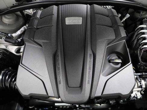 New 2026 Porsche Macan S image 42