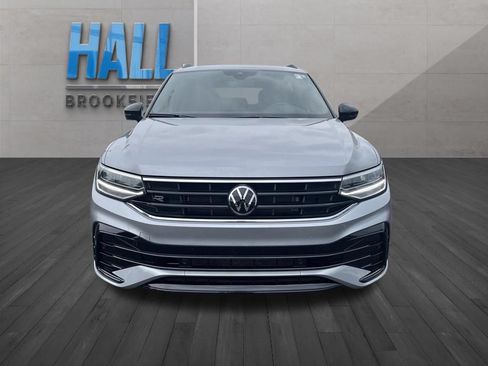 Certified 2024 Volkswagen Tiguan SE R-Line w/ MDO Package, Two-Row AWD/4WD image 9