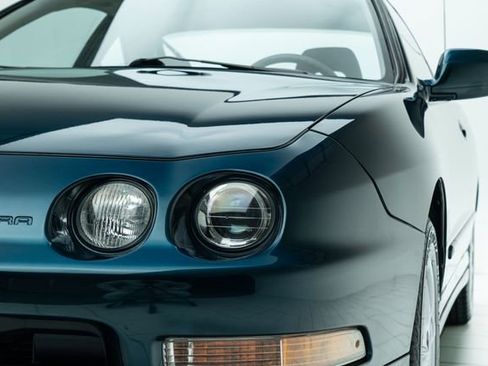Used 1996 Acura Integra LS image 11