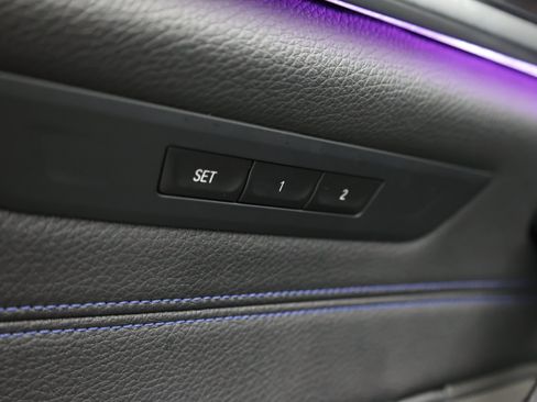 Used 2020 BMW 530i w/ M Sport Package RWD image 15