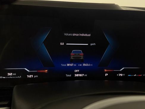 Used 2025 BMW X5 M60i AWD/4WD image 17