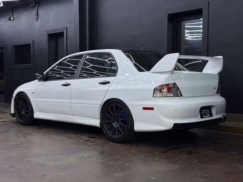 Used 2005 Mitsubishi Lancer Evolution RS AWD/4WD image 7