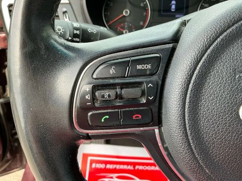 Used 2018 Kia Optima EX w/ Premium Package image 27