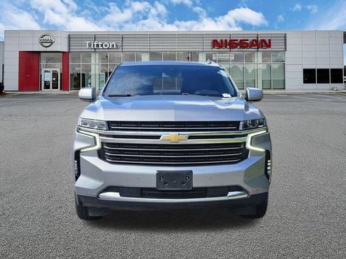 Used 2024 Chevrolet Tahoe LT RWD image 3