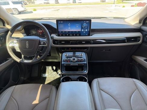 Used 2022 Lincoln Nautilus Reserve w/ Equipment Group 201A AWD/4WD image 17